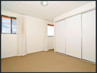 15 / 10 Grand Parade, Kawana Island
