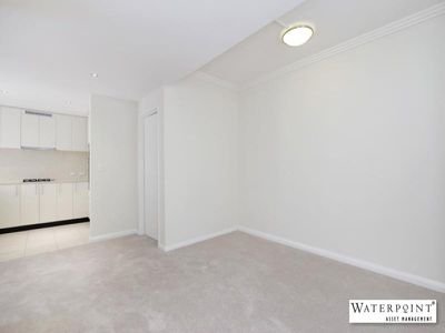 4 / 7 Bay Drive, Meadowbank