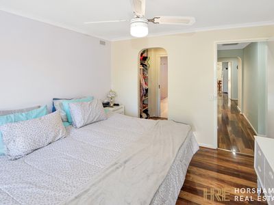 15 Willow Court, Donald