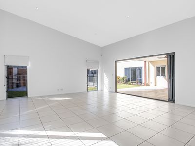 11 Lagoon Court, Murrumba Downs