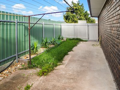 4 / 17 Stawell Road, Horsham