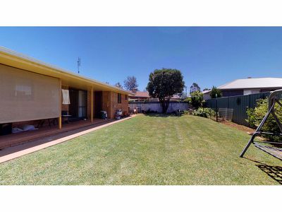 34 Mumford Crescent, Dubbo