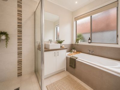 39 Edge View, Point Cook