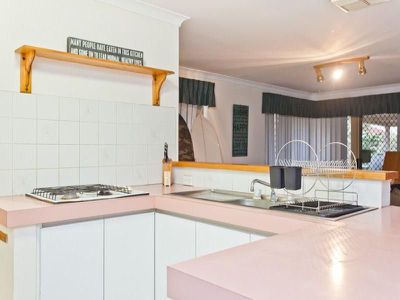 14 Wedgetail Court, Brookdale