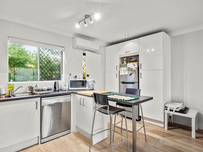 16 / 4 Kingston Avenue, West Perth