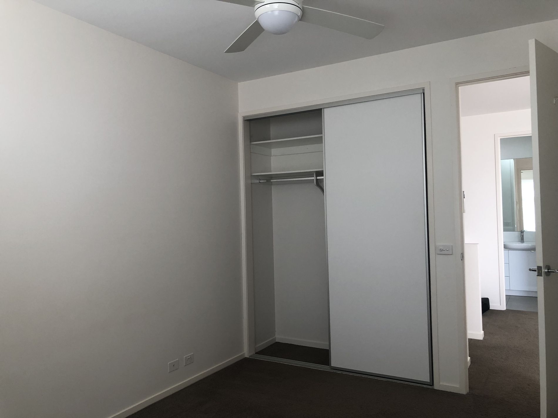 9b Collins Street, Geelong West