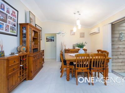 13 Honeysuckle Pl, Forest Lake