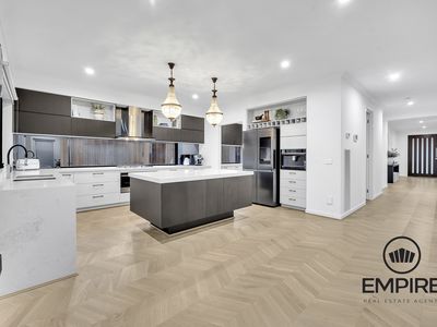 45 Stonefox Circuit, Clyde North