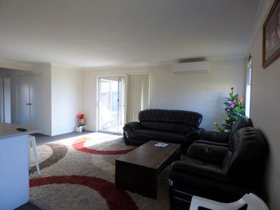52 Madden Drive, Griffith