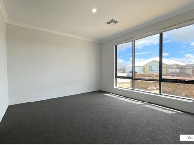 5 Bonsall Way, Ravenswood