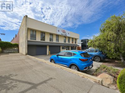 14 Gympie Way, Willetton