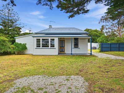 1 Lagoon Beach Road, Low Head