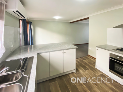 2 / 5 Campbell Place, Nowra