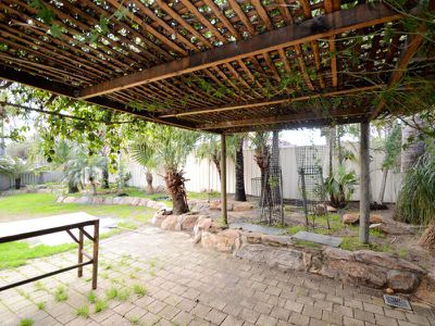 27 Carpenteria Crescent, Kenwick