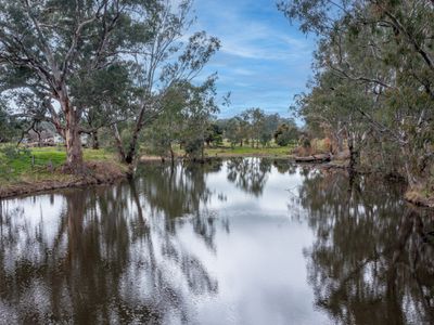2271 Snow Road, Markwood