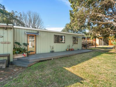 31 Brinawarr Street, Bomaderry