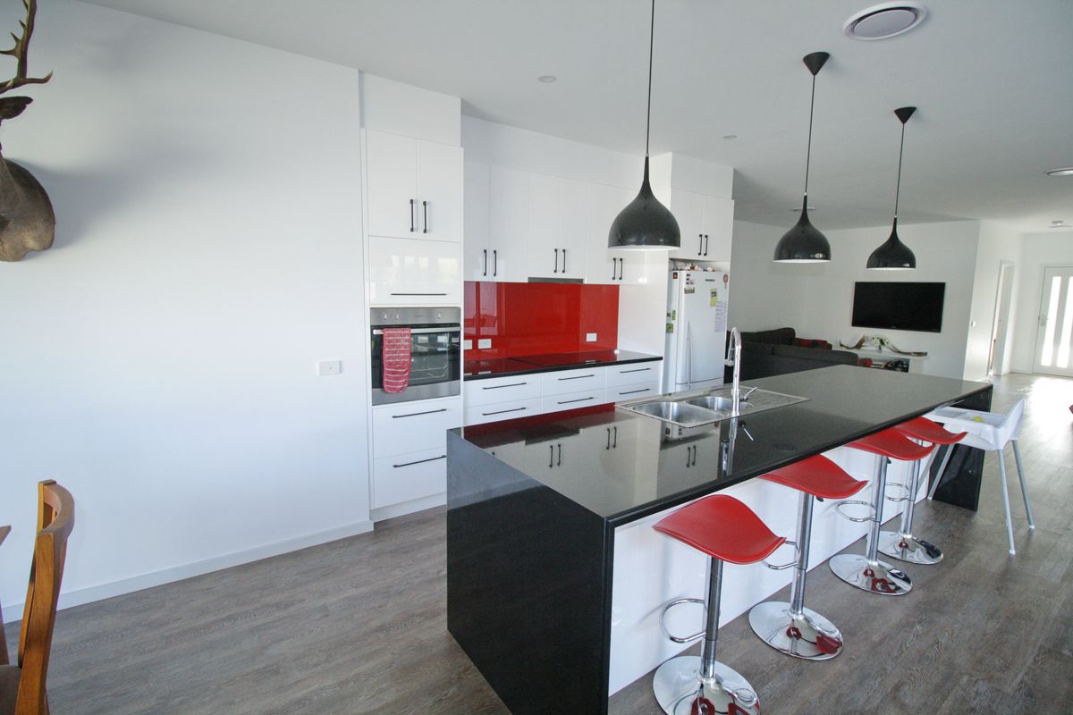 6 Galway Court, Mansfield