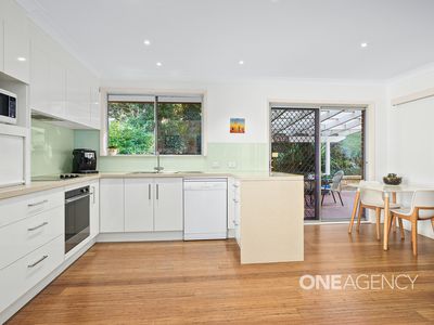 12 Robert St, Kanahooka