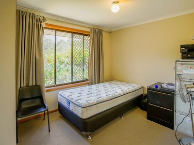 35 Salmon Street, Southport