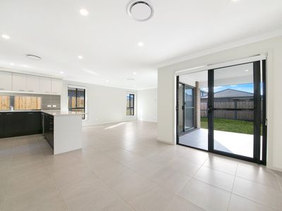 68 Dorado Street, Box Hill