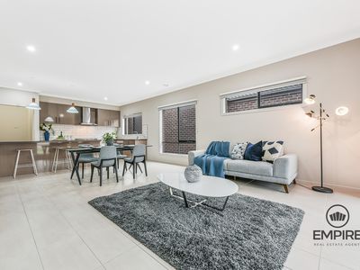 17 Orleana Way, Clyde North