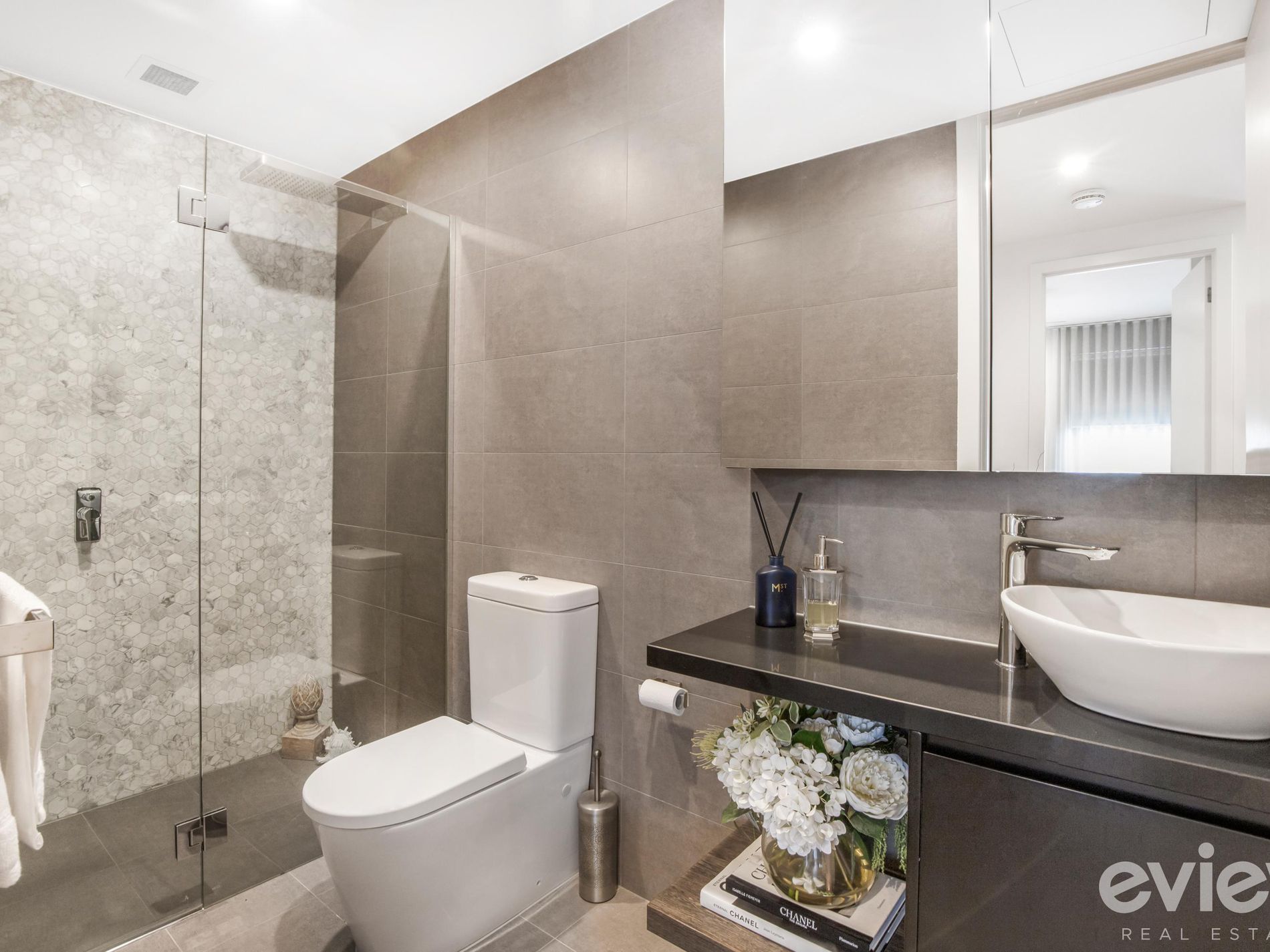 1 / 24 Mavho Street, Bentleigh