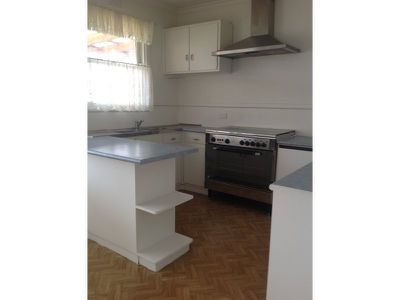 11 Stoddart Street, Hamlyn Heights