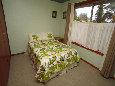 31 Mermaid Avenue, Hawks Nest