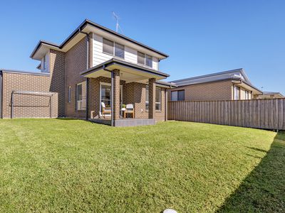 11 Apple Orchard Street, Bardia