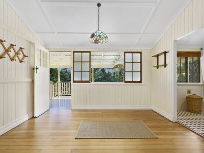 28 Barrs Road, Glass House Mountains