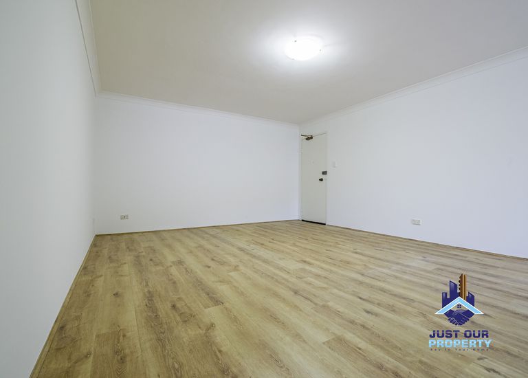8 / 113-115 Meredith Street, Bankstown