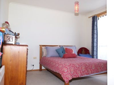 2 / 64 Sale Street, Huonville