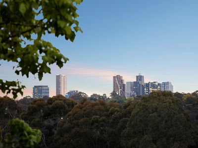 2 Hillside Road, Bulleen