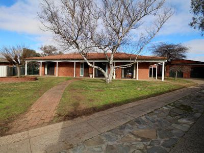 10 Wayside Court, Kelso