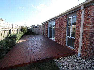 12 Coastal Drive, Armstrong Creek