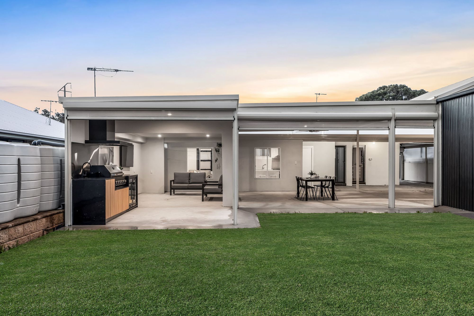 4 Woodland Road, Mitchell Park