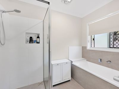 20 Linden Cres, Qunaba