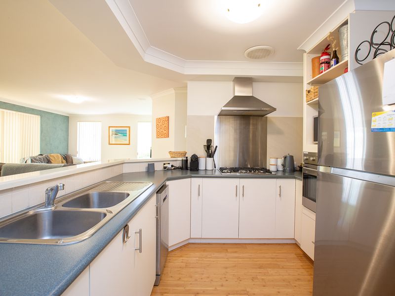 1 / 10 Dolphin Court, West Busselton