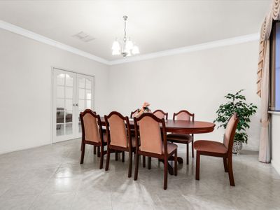 8 Rossiter Way, Winthrop