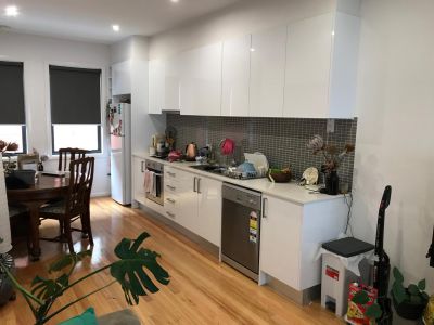 8 / 28 Eleanor Street, Footscray