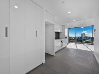 711 / 10  Trinity Street, Fortitude Valley