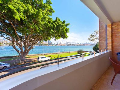 3 / 79 New Beach Road, Darling Point