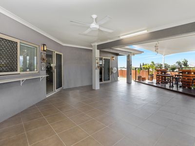 14 Sandover Close, Bentley Park