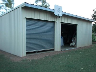 22 Lynd  Highway, Toll