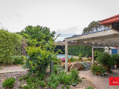 6 Linton Place, Calwell