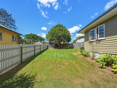 52 Fitzsimmons Street, Keperra