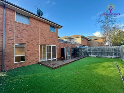 8 Turnstone Drive, Point Cook
