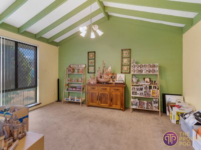 50 Explorer Drive, Thornlie