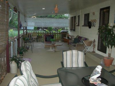 22 Lynd  Highway, Toll