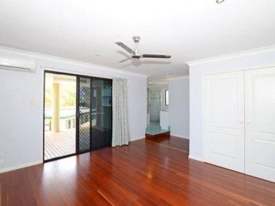 2 / 600 The Esplanade, Urangan